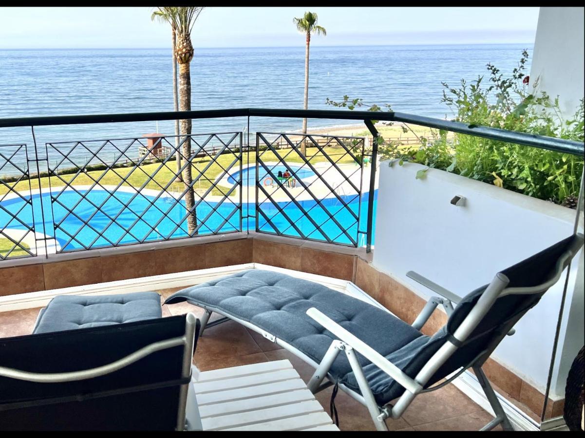 Mi Capricho 170 Beachfront Apartment Sitio de Calahonda Eksteriør bilde